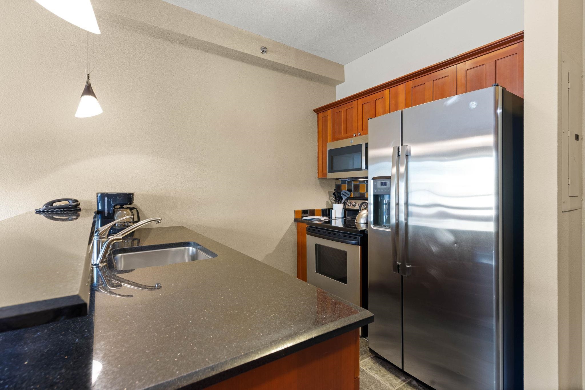 1850 Village South Road Unit: 4-327