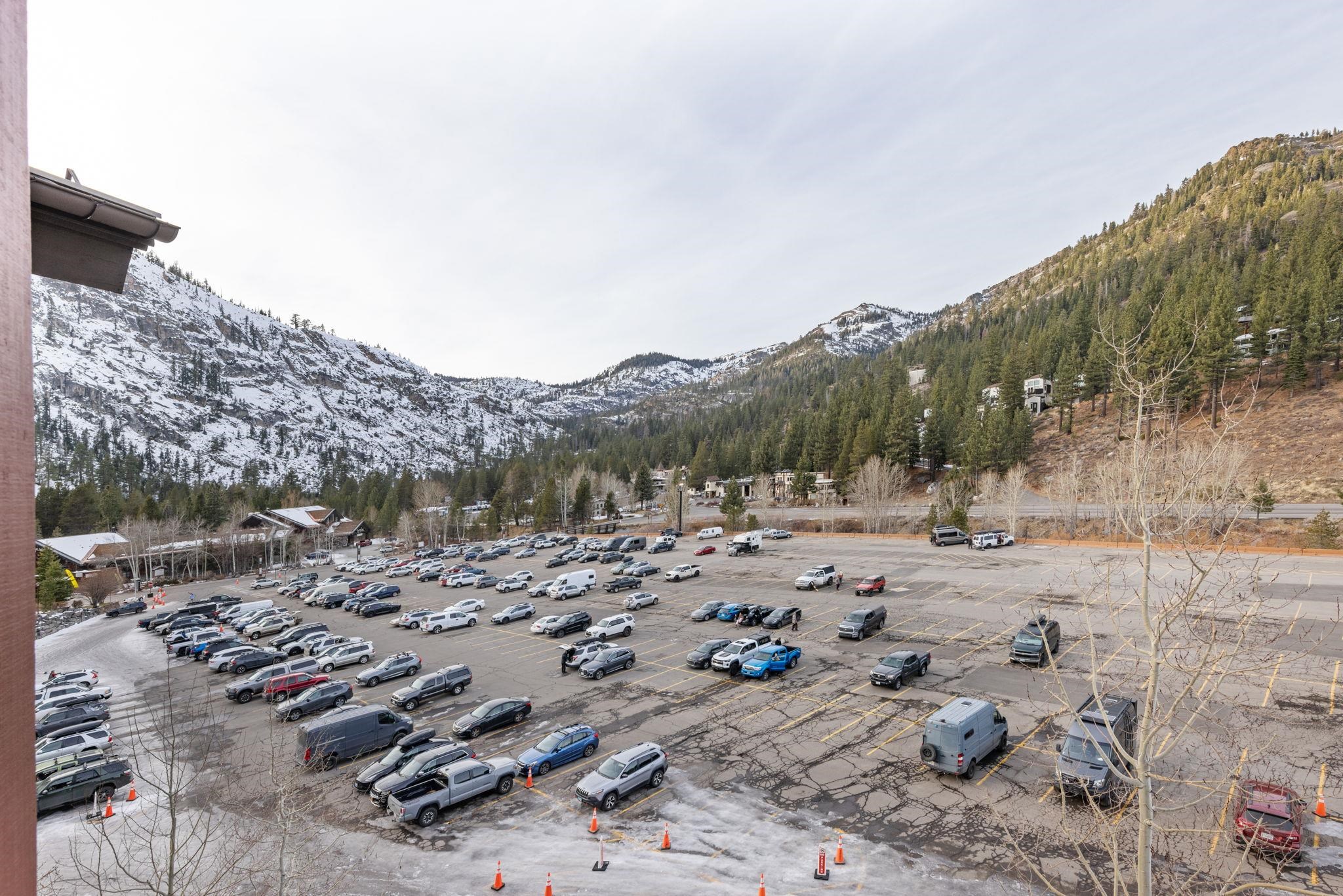 1850 Village South Road Unit: 417 (4-417)