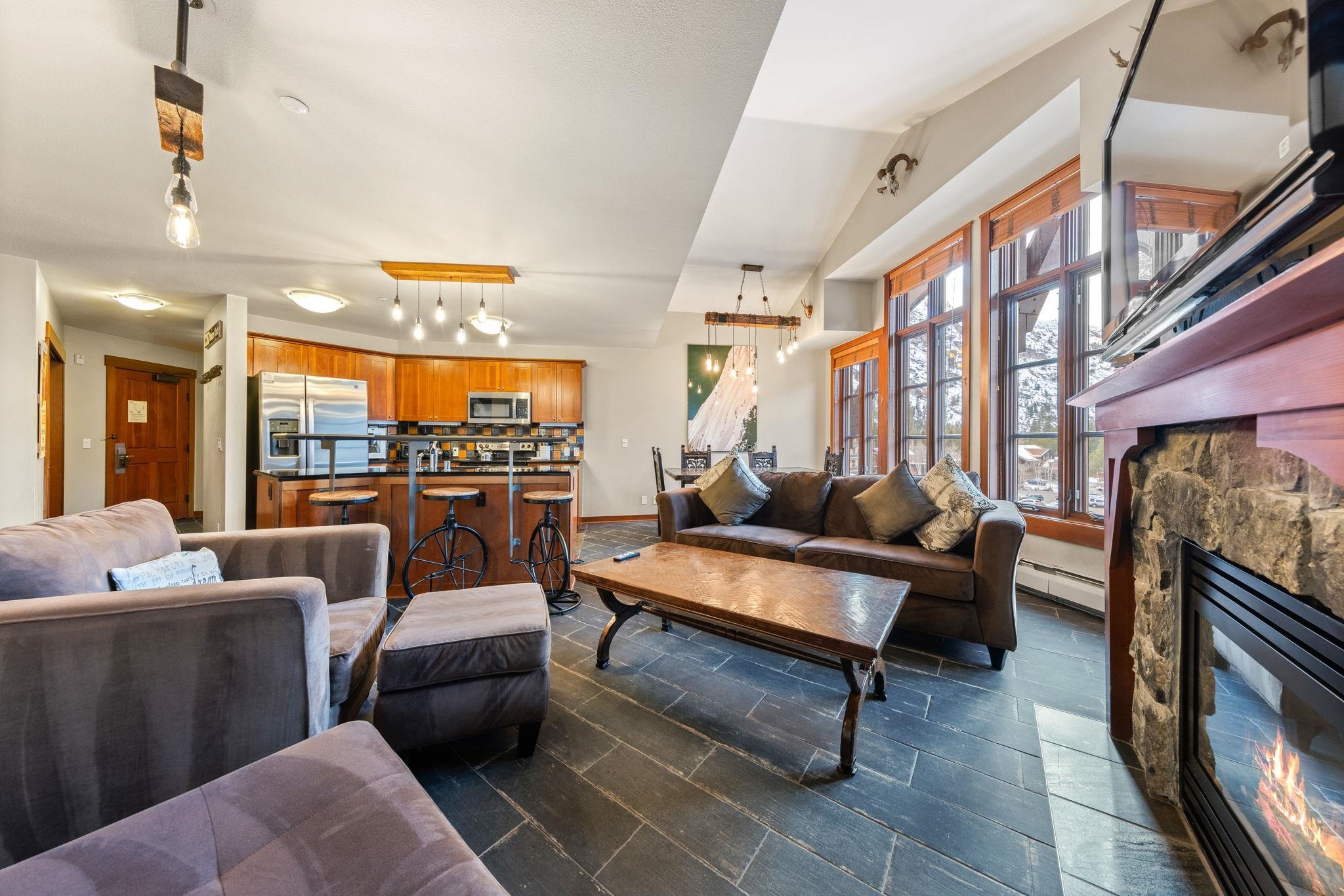 1850 Village South Road Unit: 417 (4-417)