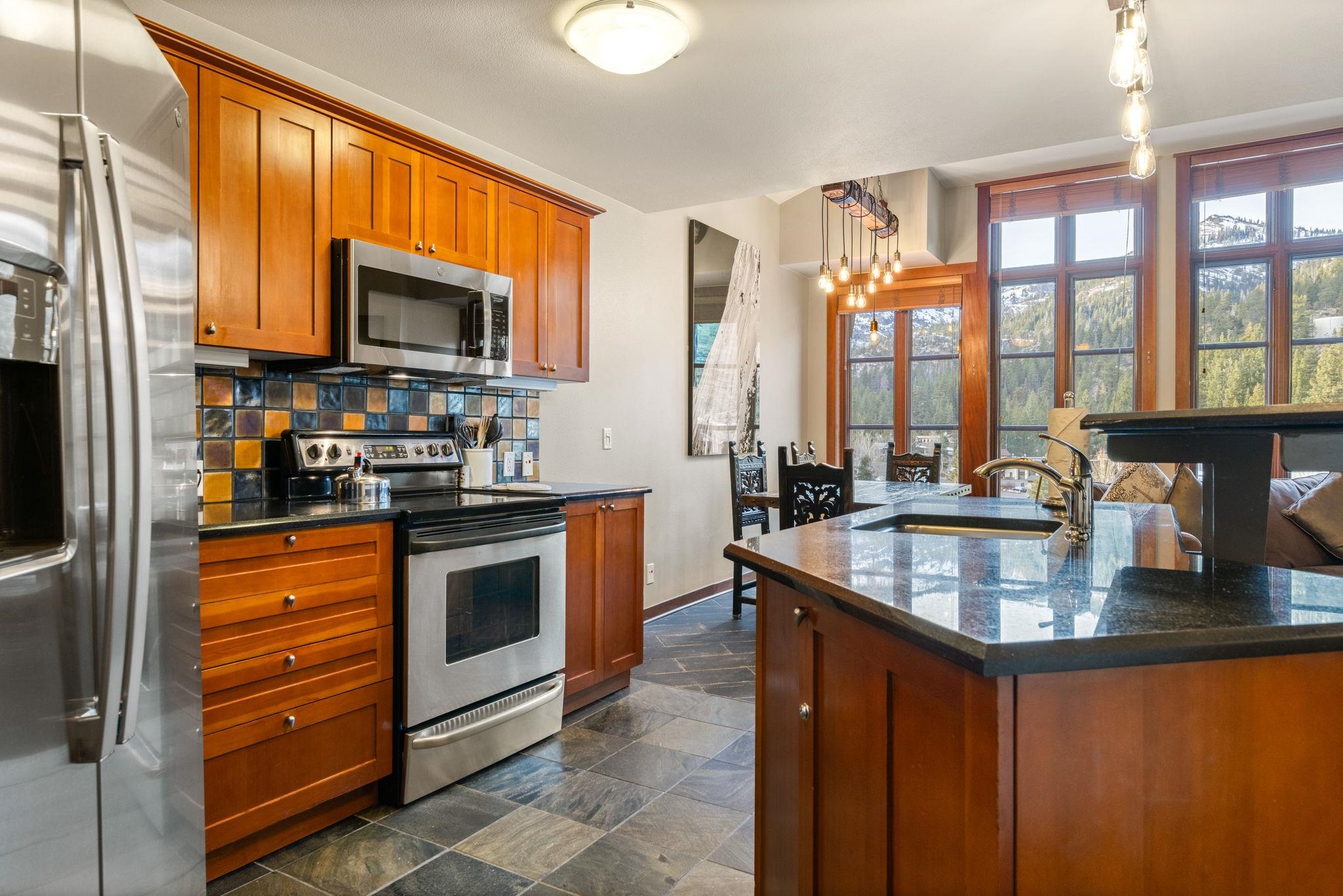 1850 Village South Road Unit: 417 (4-417)