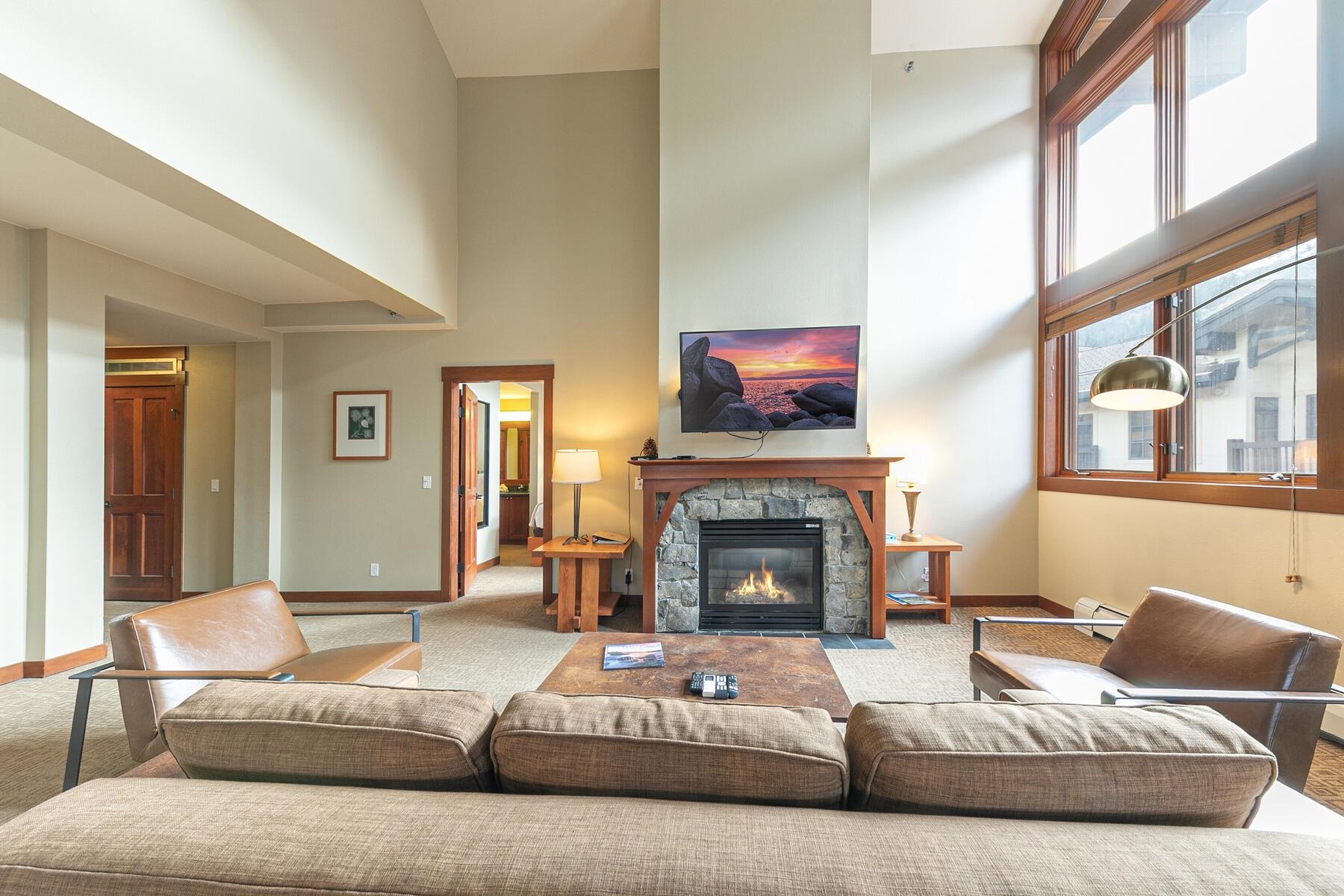 1750 Village East Road Unit: 5242