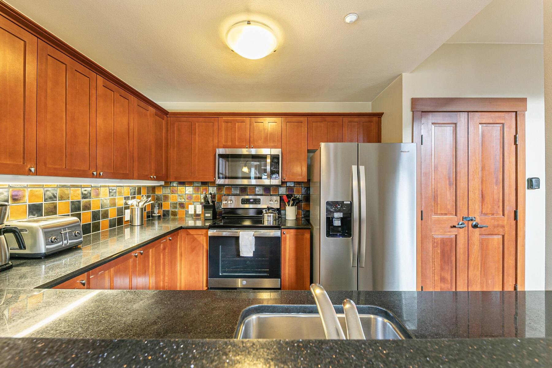 1750 Village East Road Unit: 5242