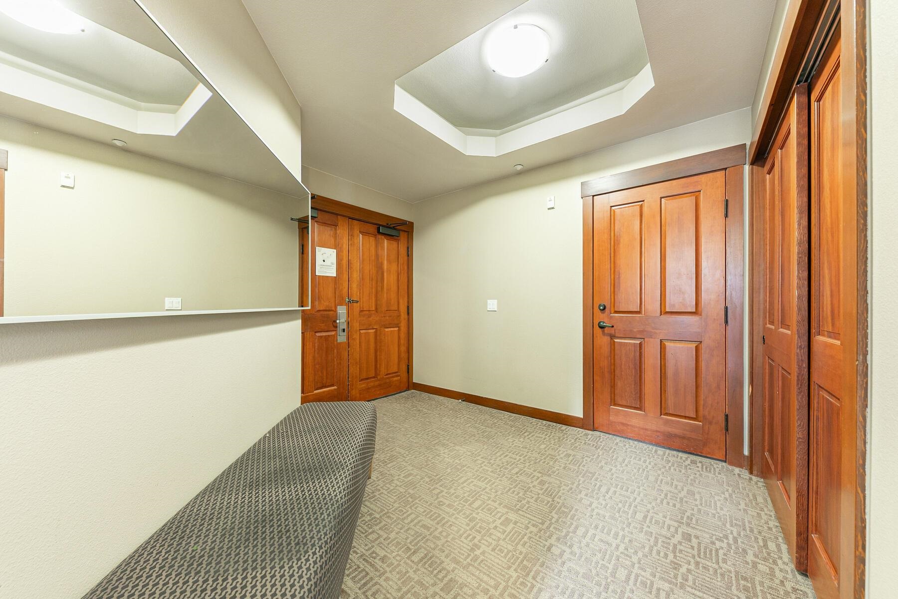 1750 Village East Road Unit: 5242