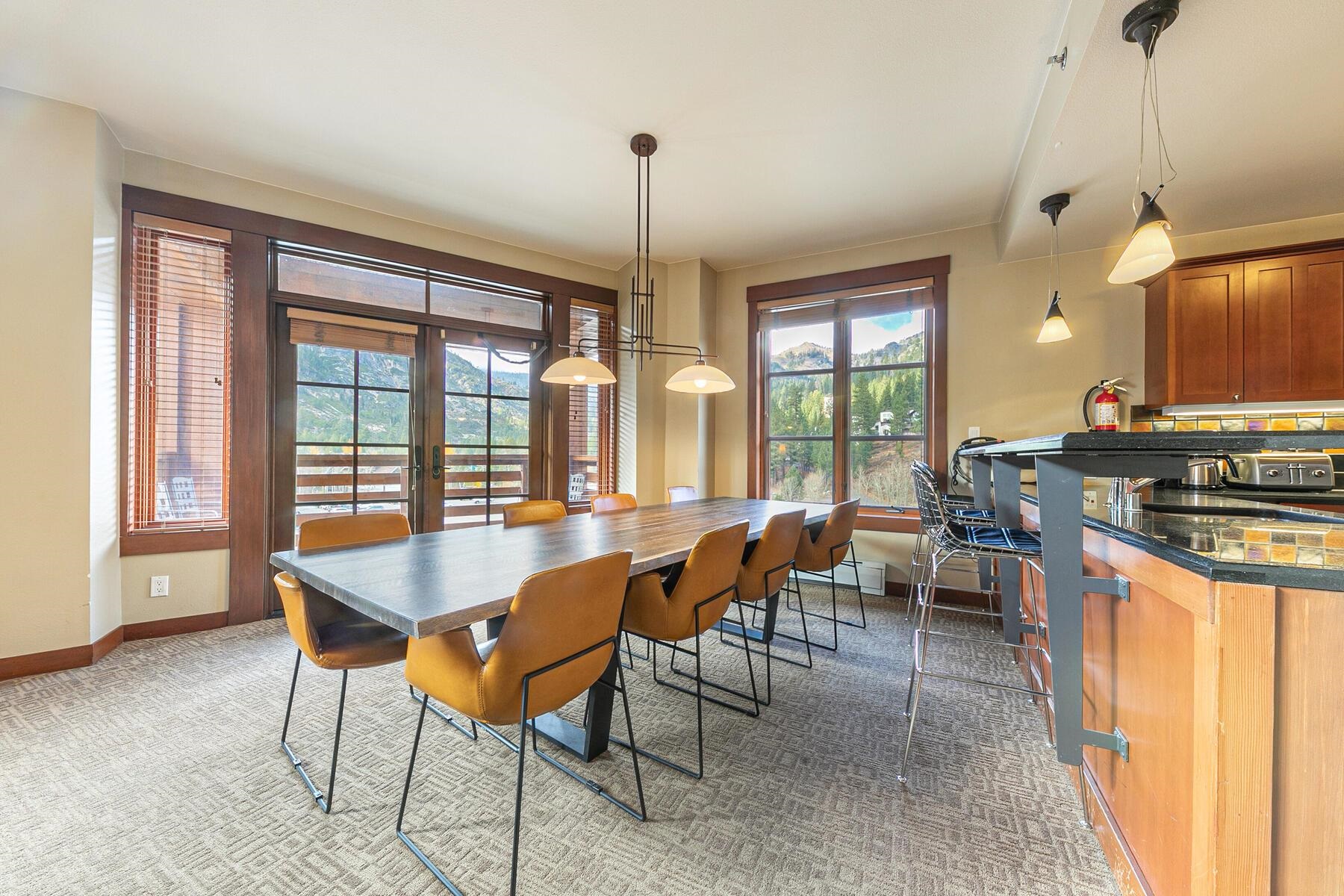 1750 Village East Road Unit: 5242