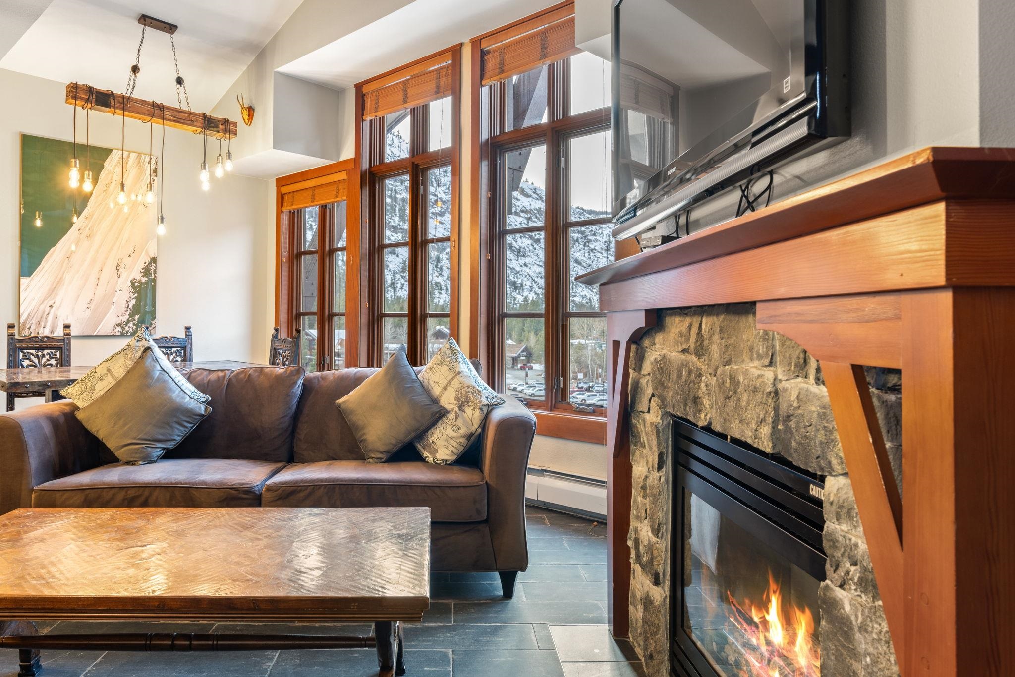 1850 Village South Road Unit: 4-417 (417 West)