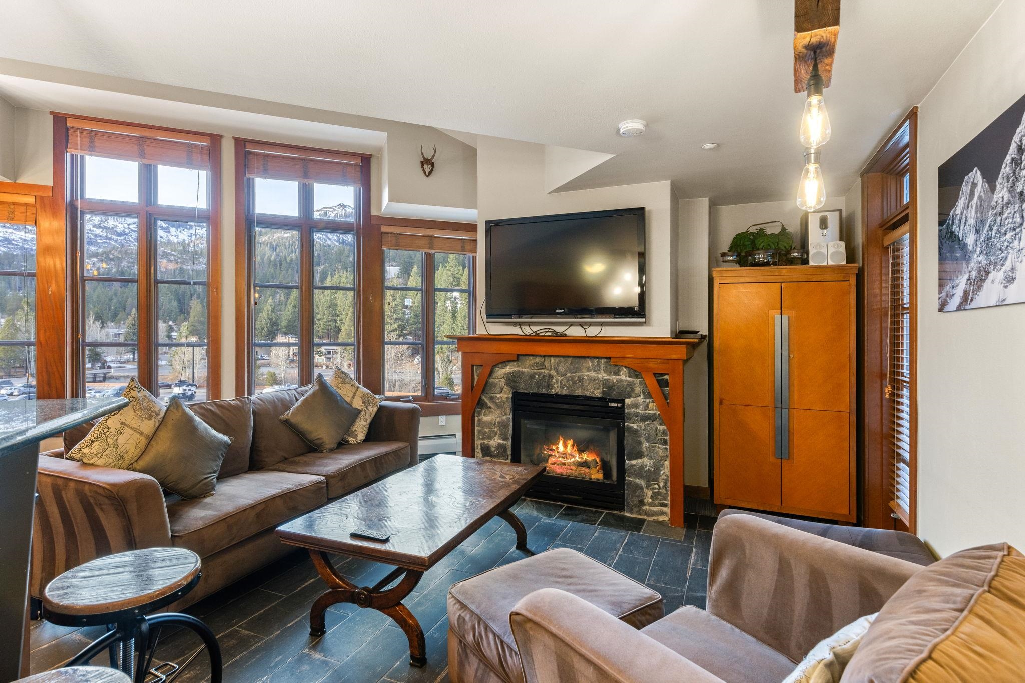 1850 Village South Road Unit: 4-417 (417 West)