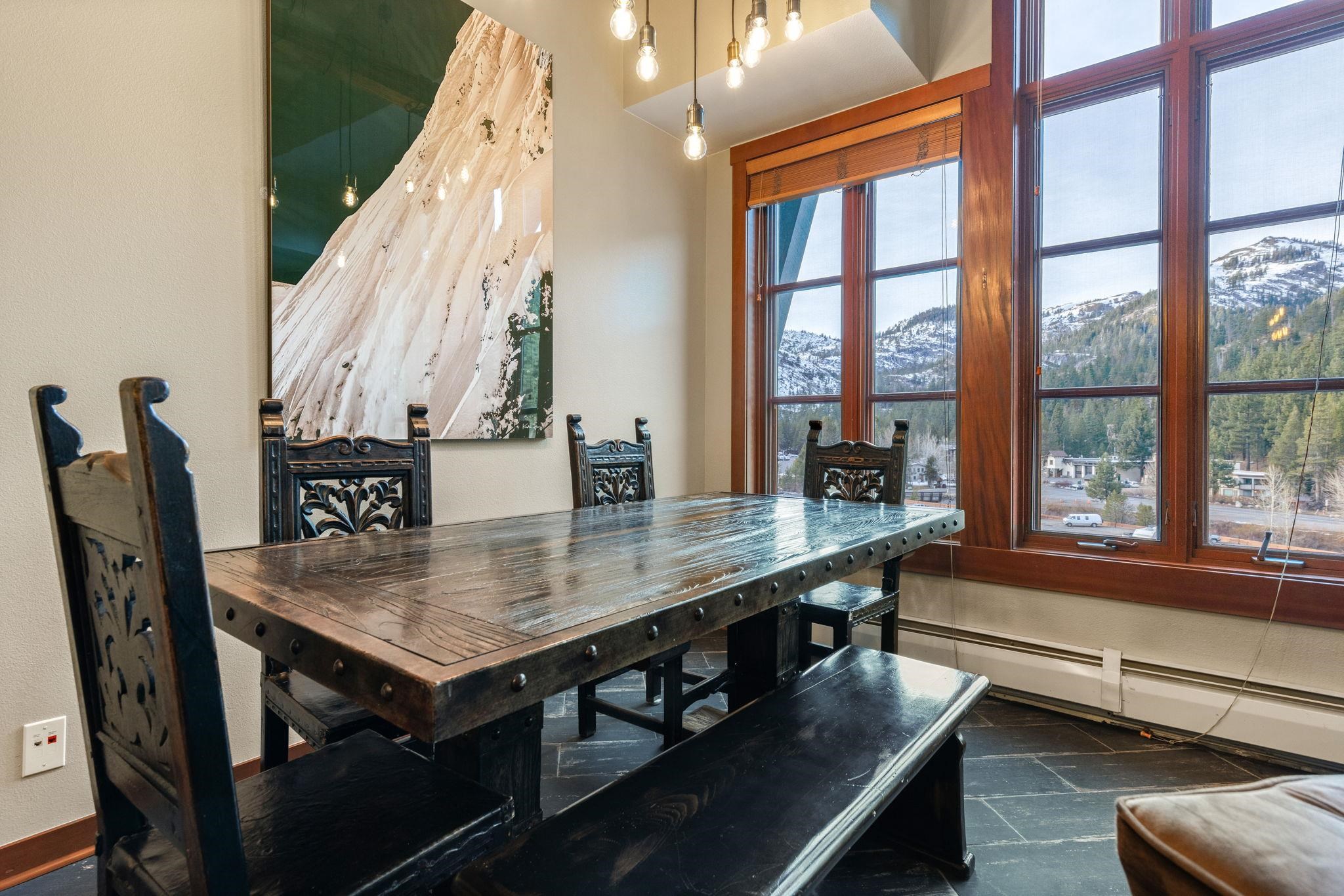 1850 Village South Road Unit: 4-417 (417 West)