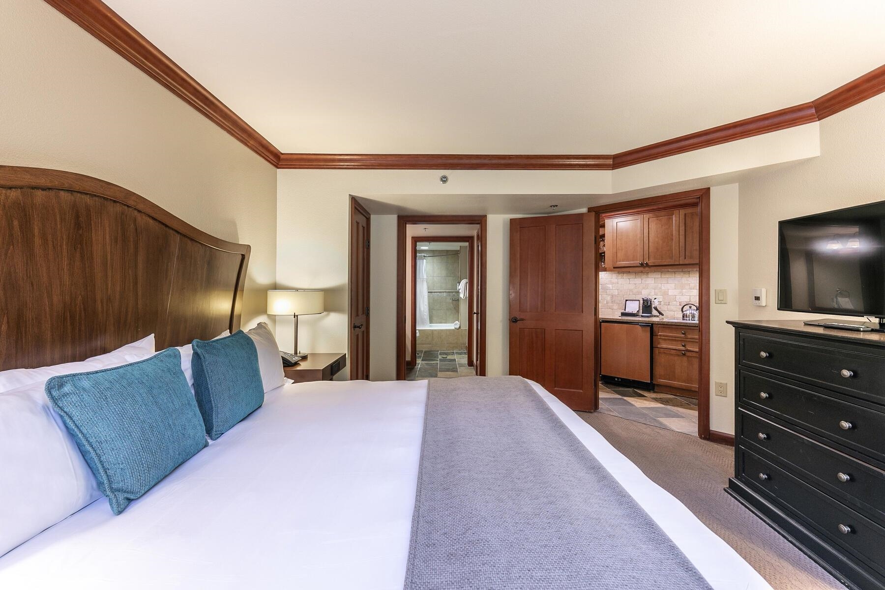 400 Resort Road Unit: 445/447