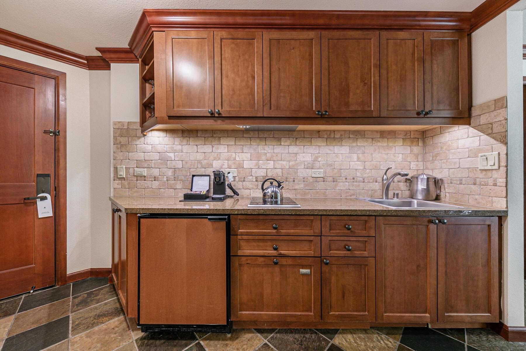 400 Resort Road Unit: 445/447