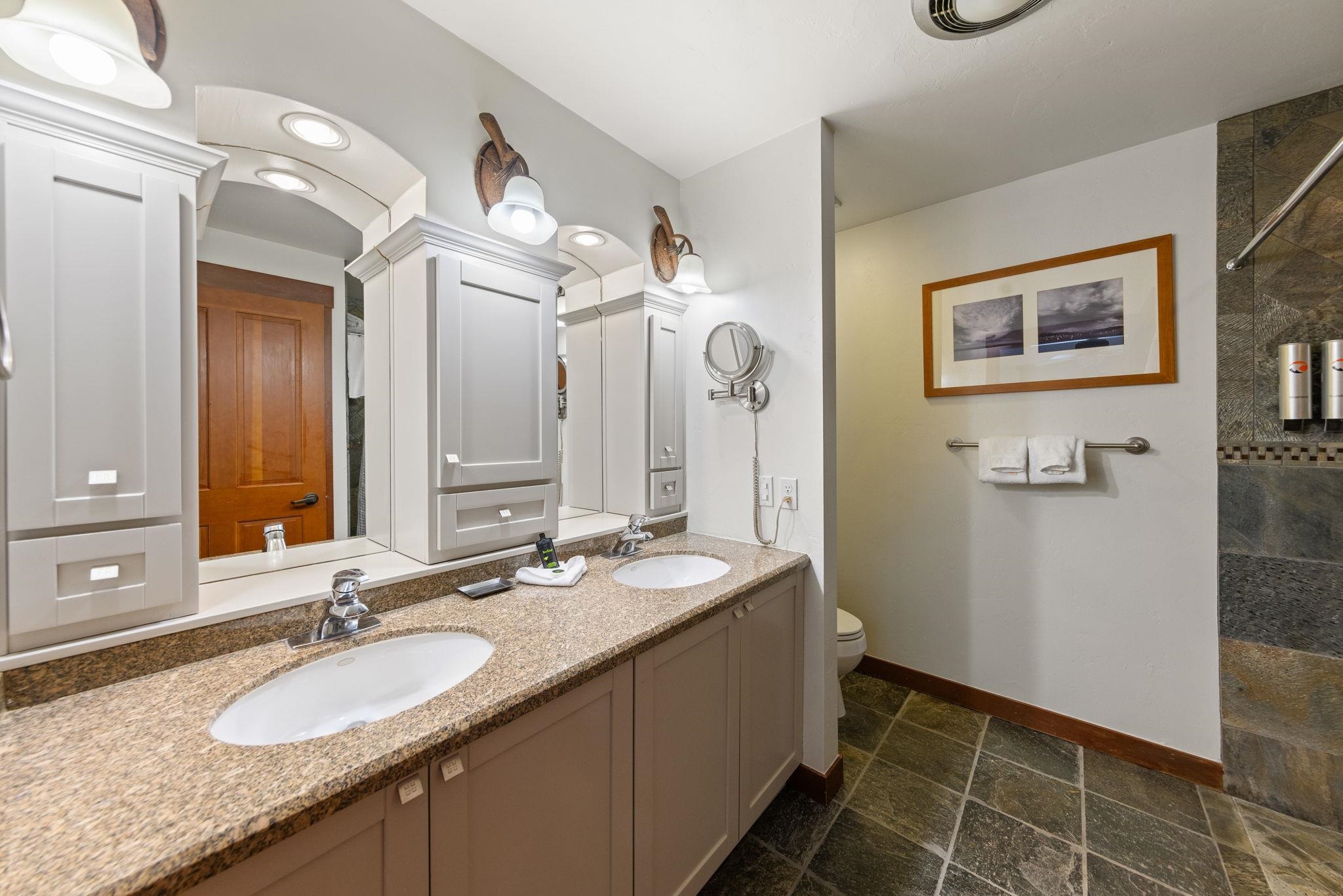 1985 Olympic Valley Road Unit: 216 (2-216)