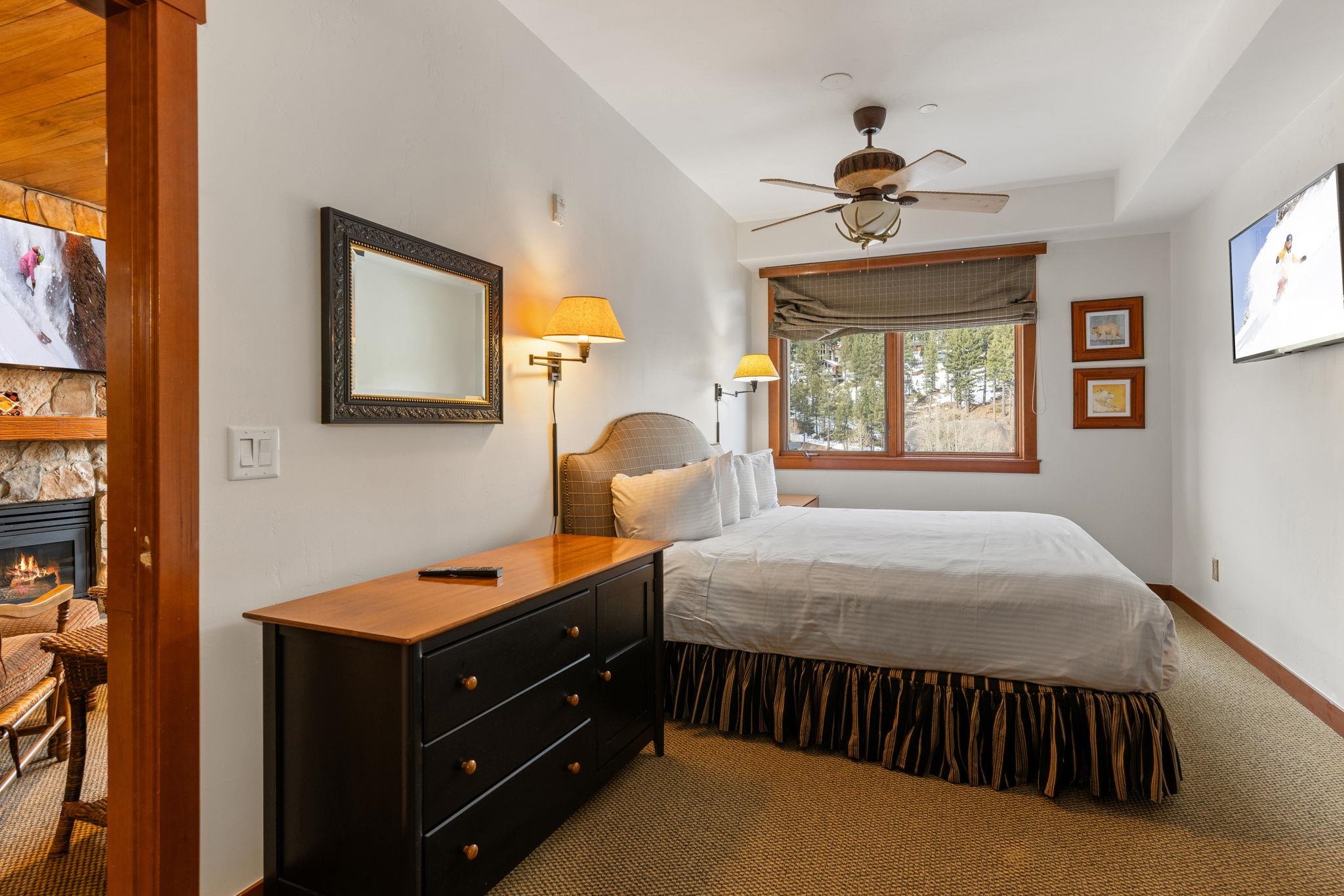 1985 Olympic Valley Road Unit: 216 (2-216)