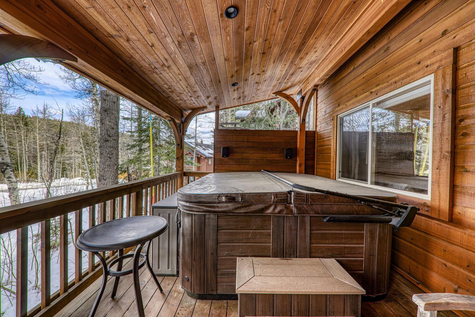 1018 Snow Crest Road