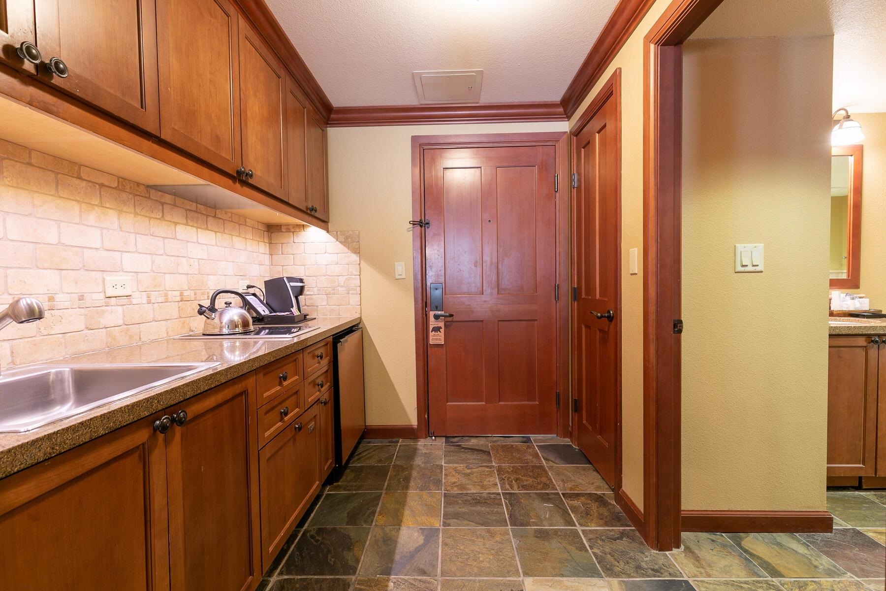 400 Resort Road Unit: 249/251