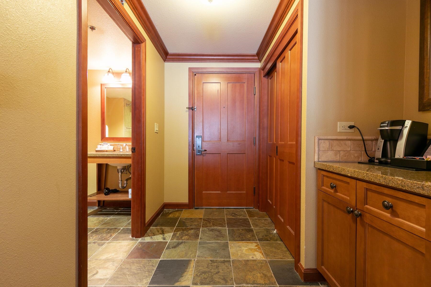 400 Resort Road Unit: 249/251