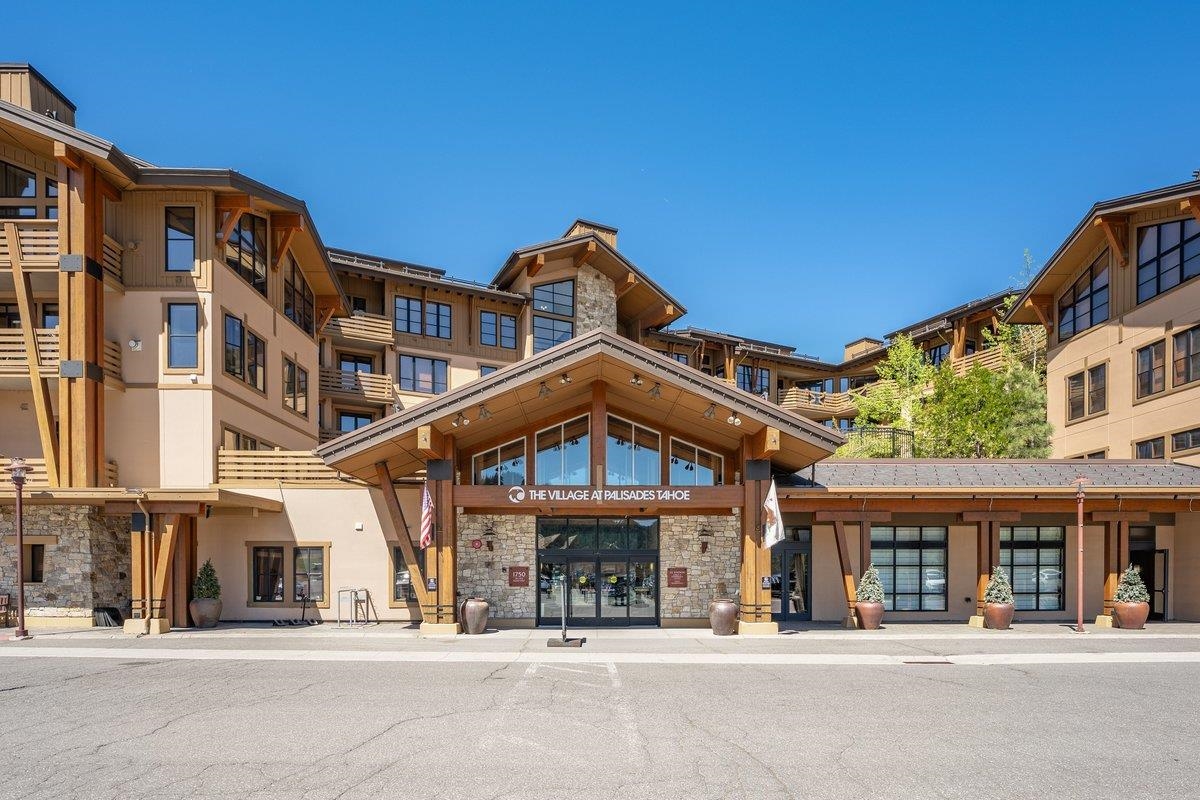 1750 Village East Road # 215 Unit: #215