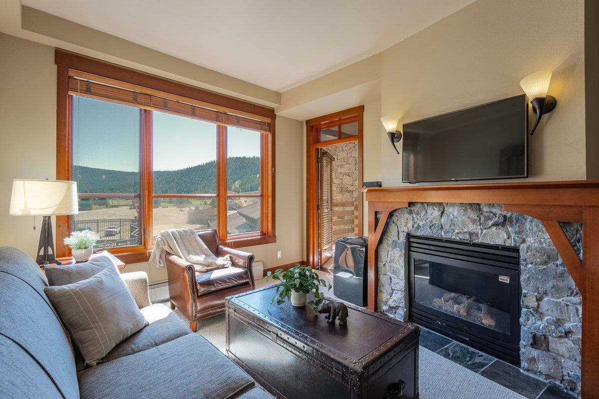 1750 Village East Road # 215 Unit: #215