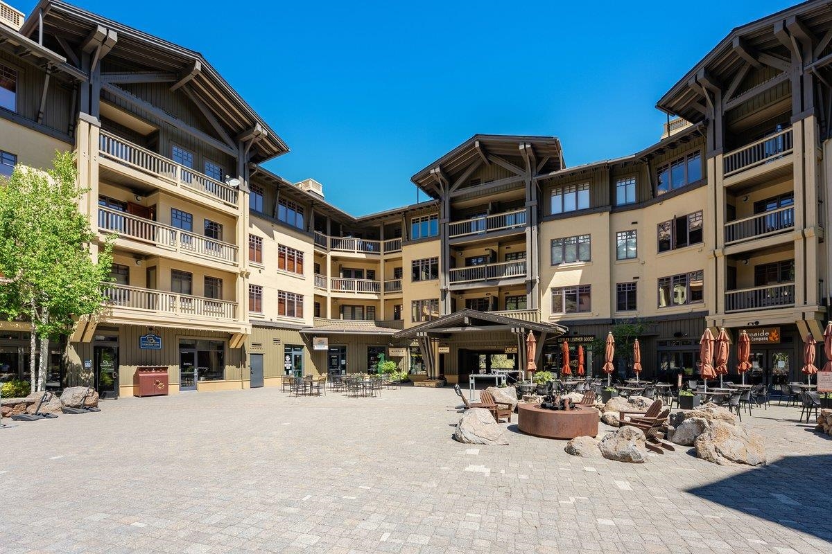 1750 Village East Road # 215 Unit: #215
