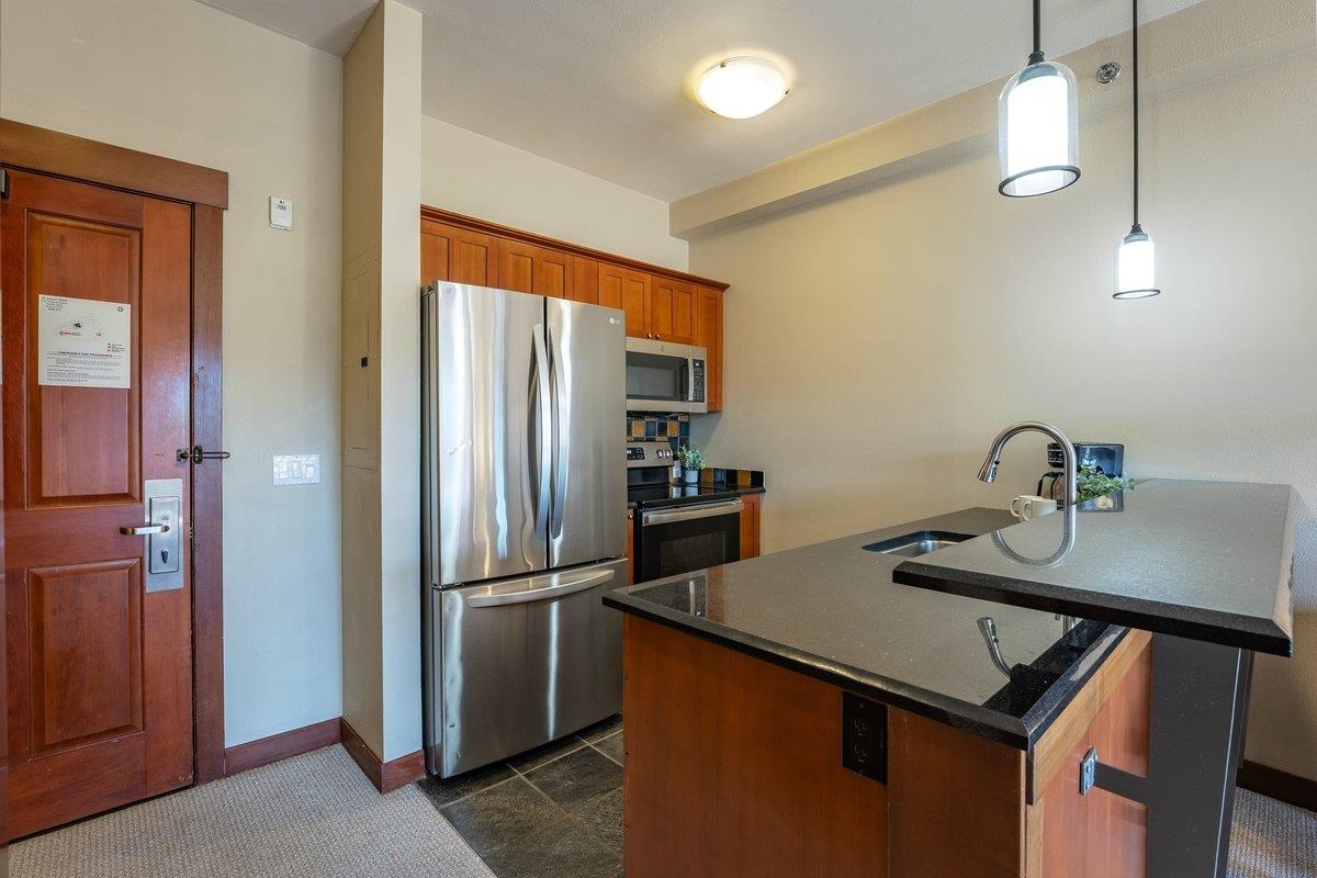 1750 Village East Road # 215 Unit: #215