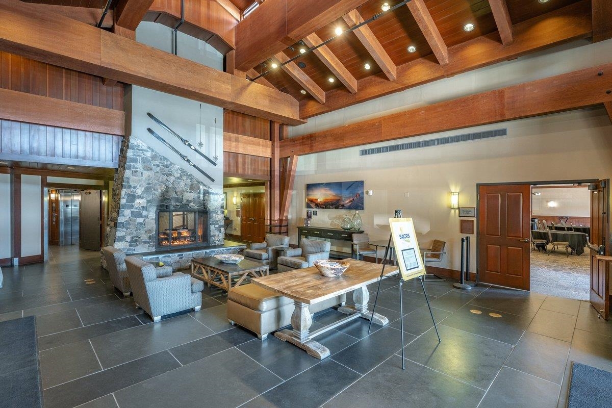 1750 Village East Road # 215 Unit: #215