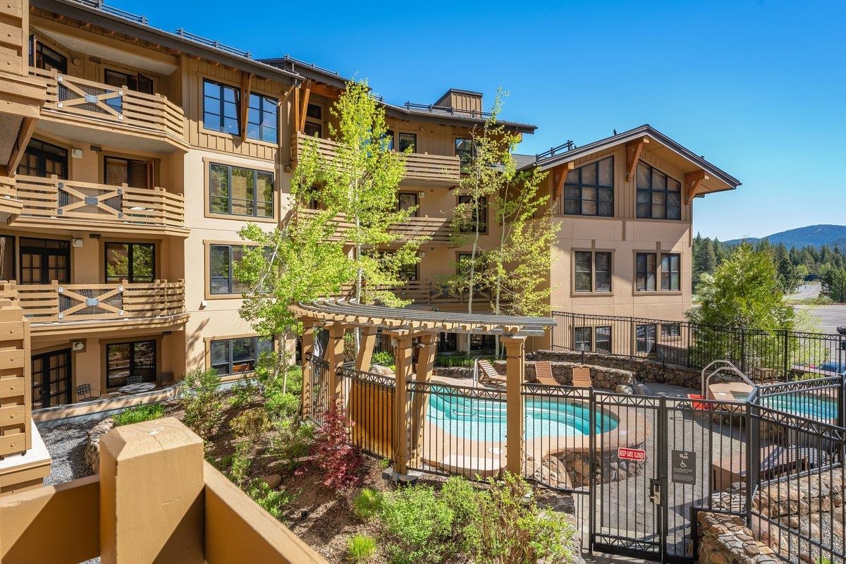 1750 Village East Road # 215 Unit: #215