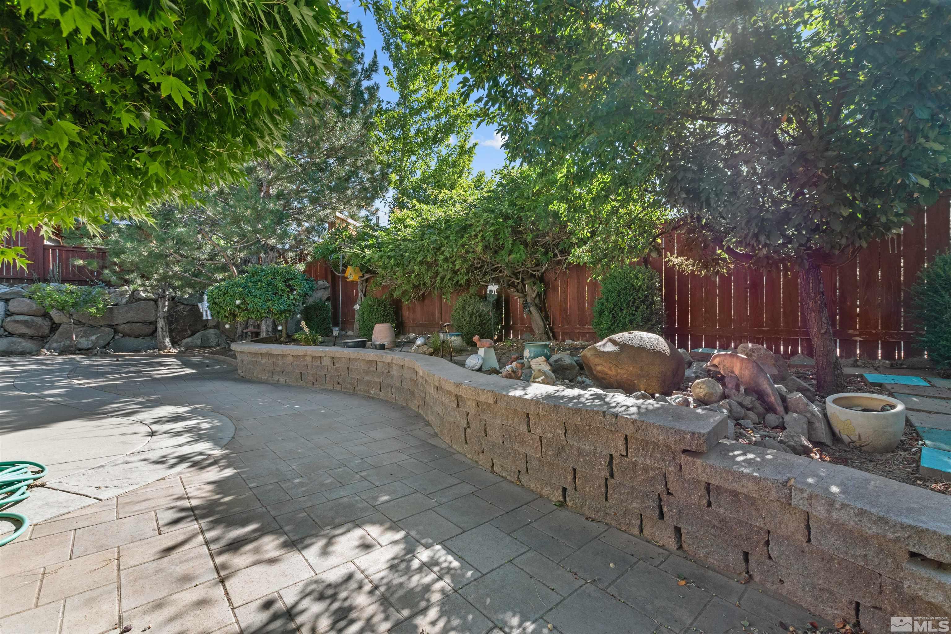 2340 Hickory Hill