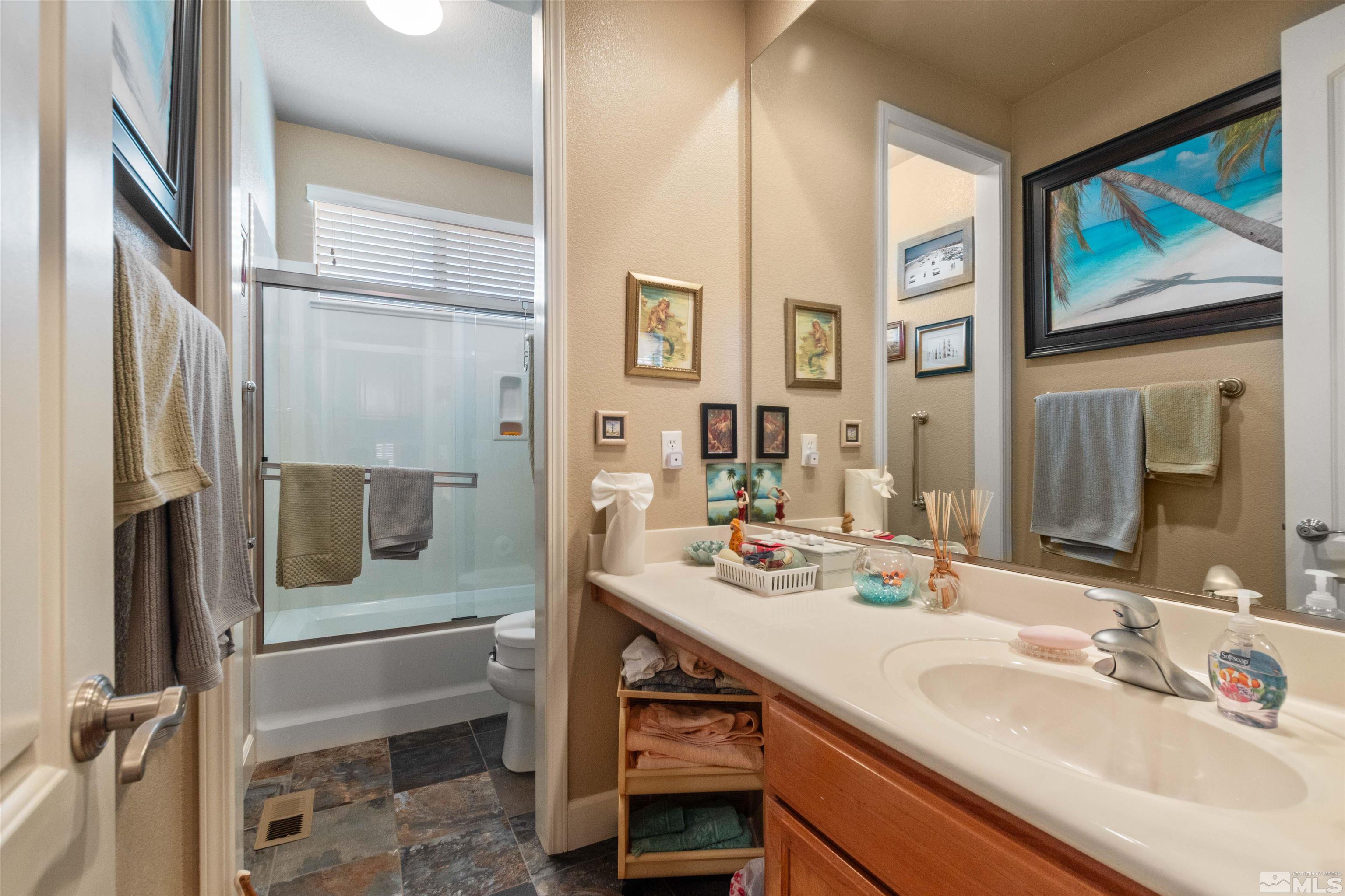 2340 Hickory Hill
