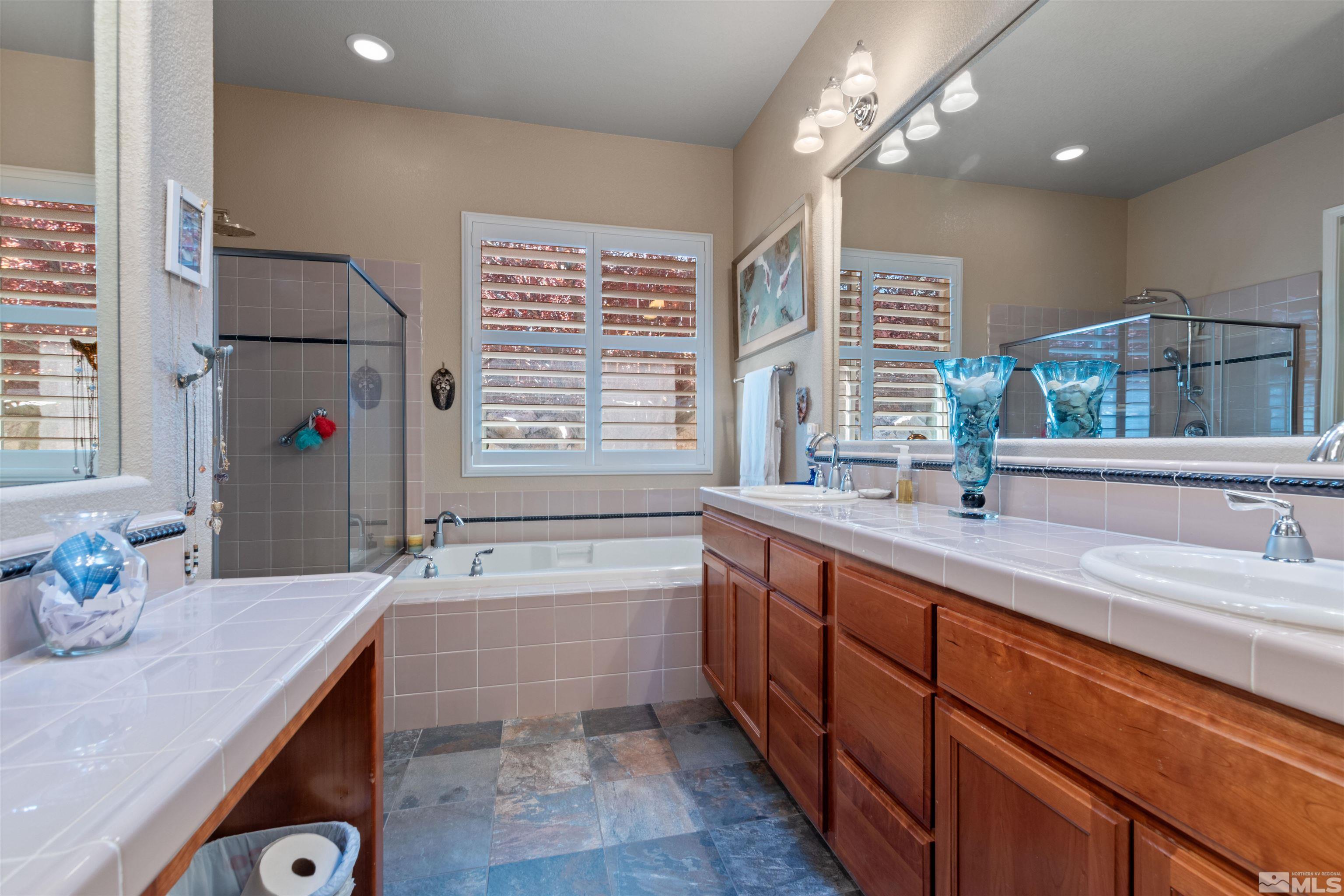 2340 Hickory Hill