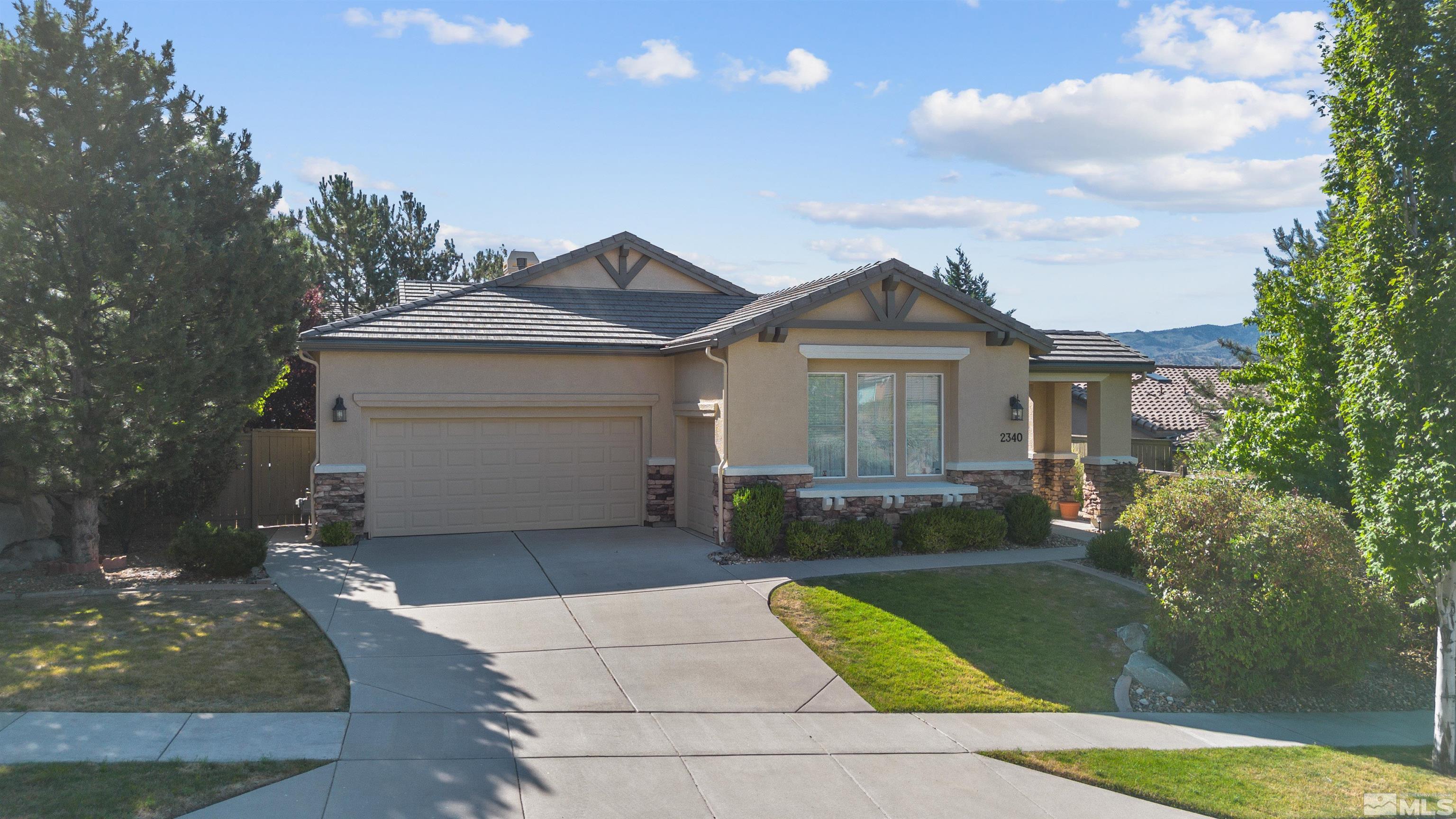 2340 Hickory Hill