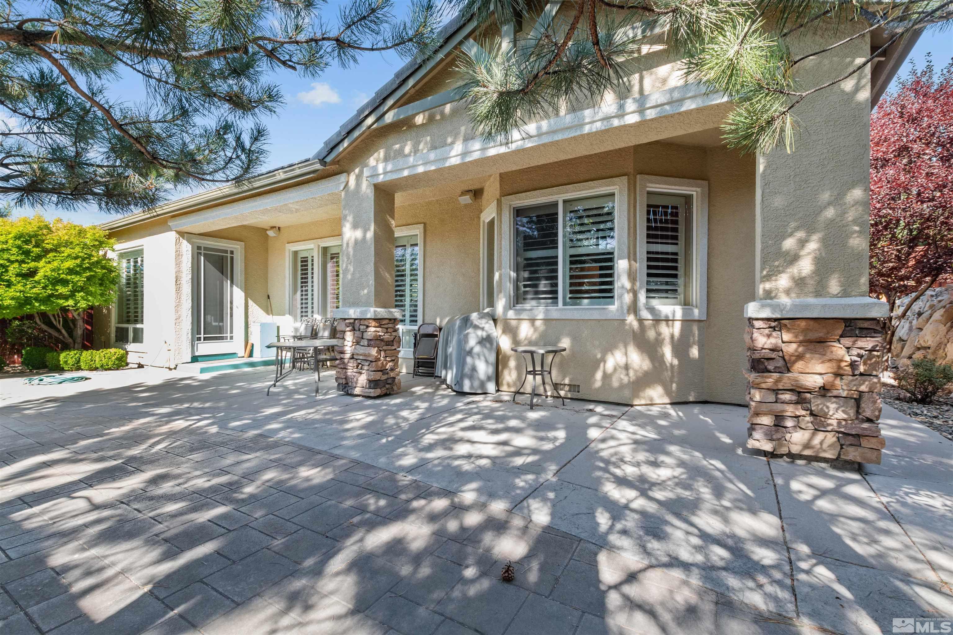 2340 Hickory Hill