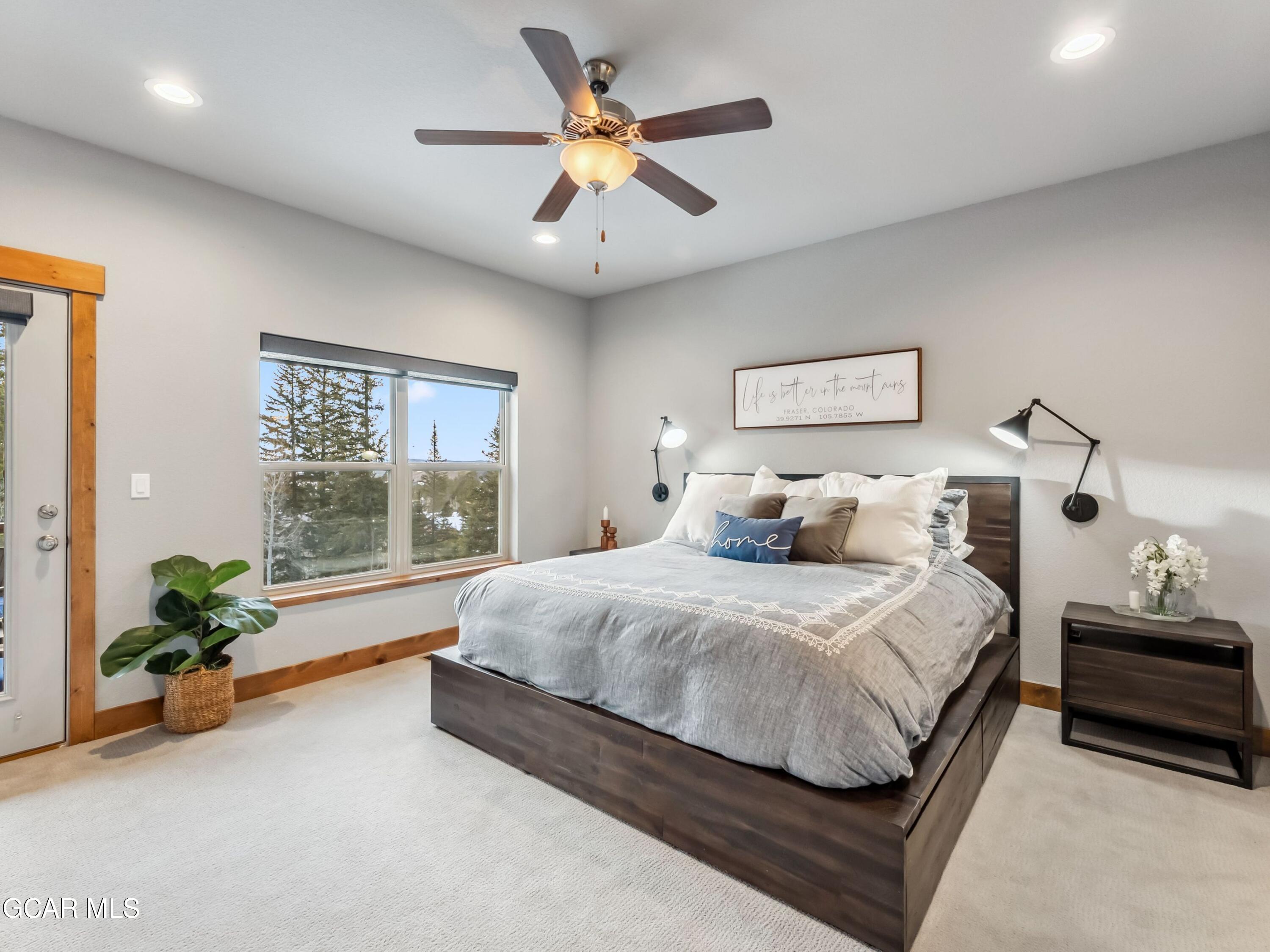 168 LOOKOUT POINT