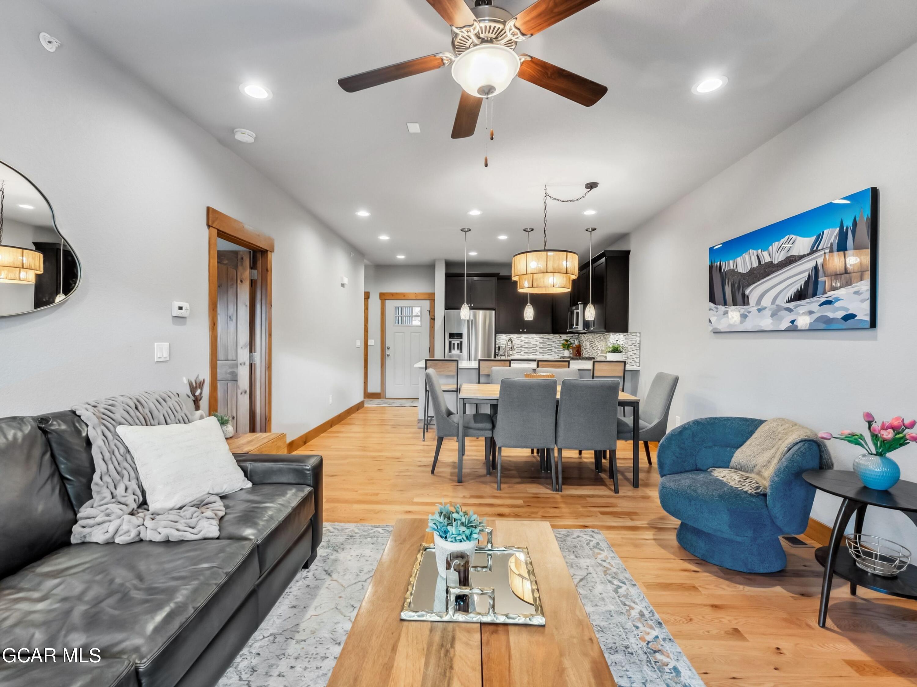 168 LOOKOUT POINT