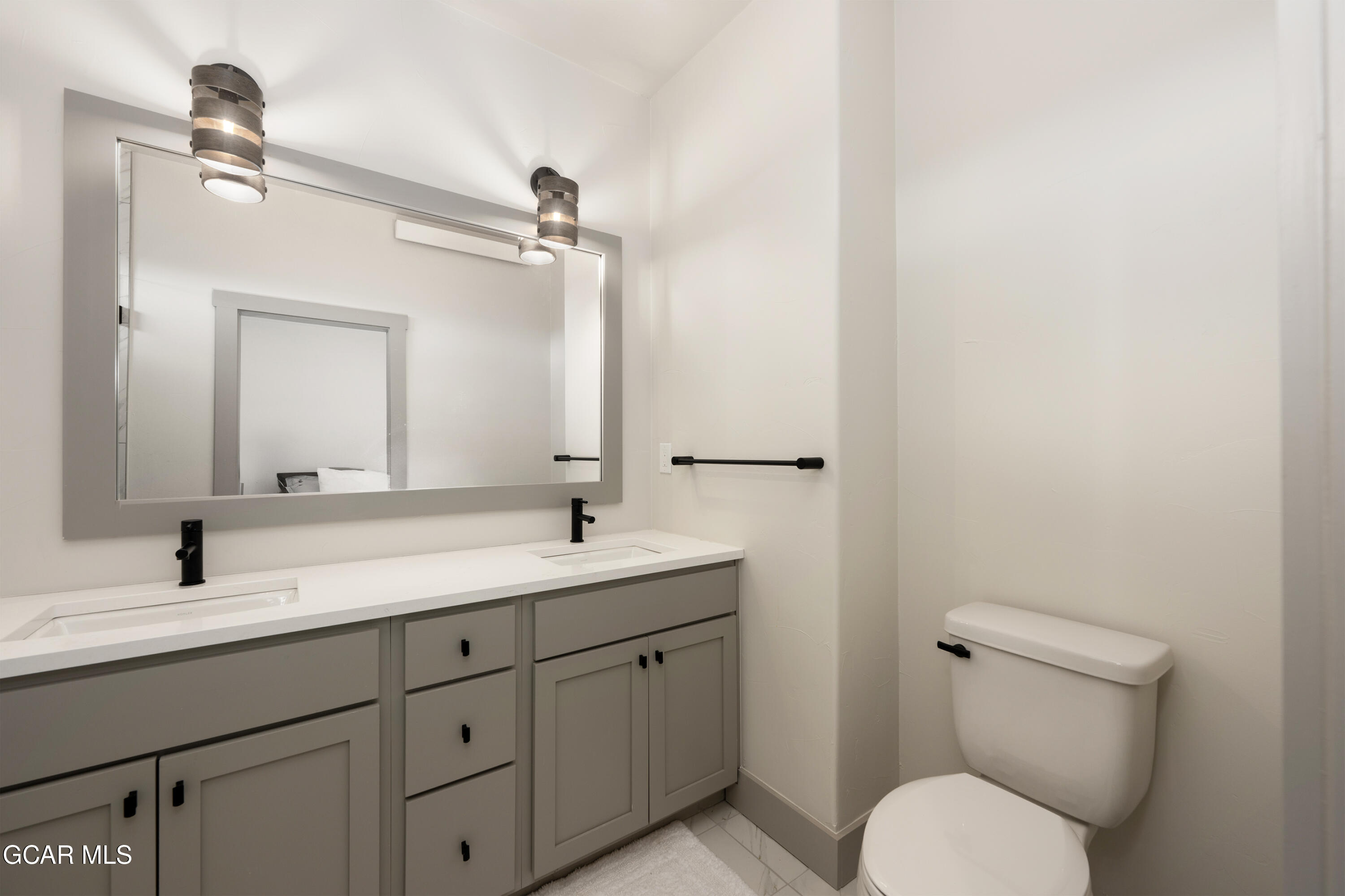 231 EAGLE RIDGE Circle