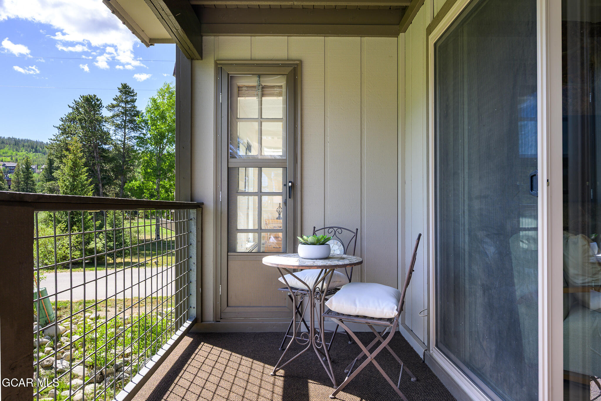 159 Hi Country Drive 19-10