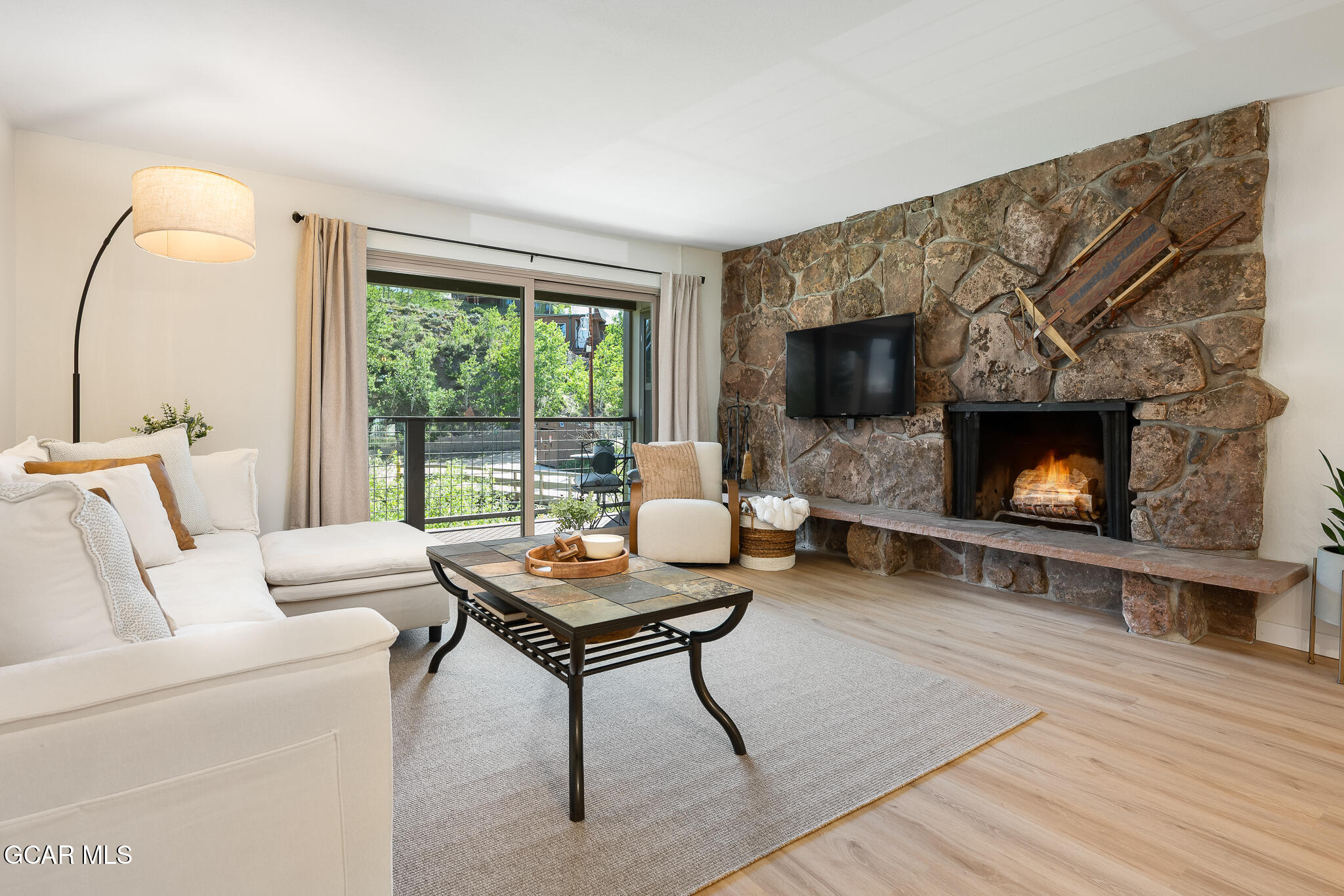 159 Hi Country Drive 19-10