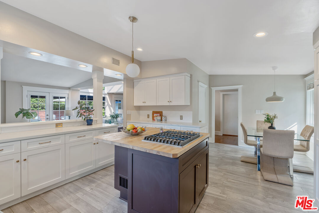 3564 Summerfield Dr