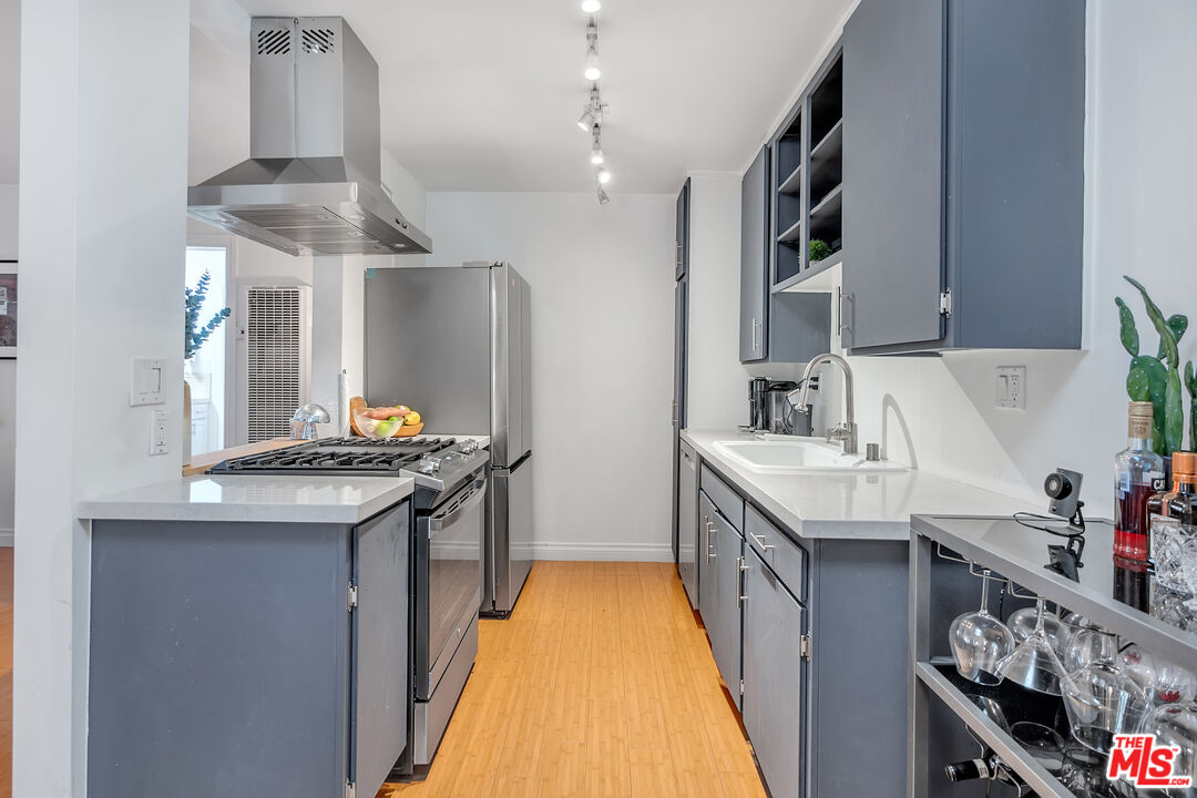 2721 2nd St Unit: 112