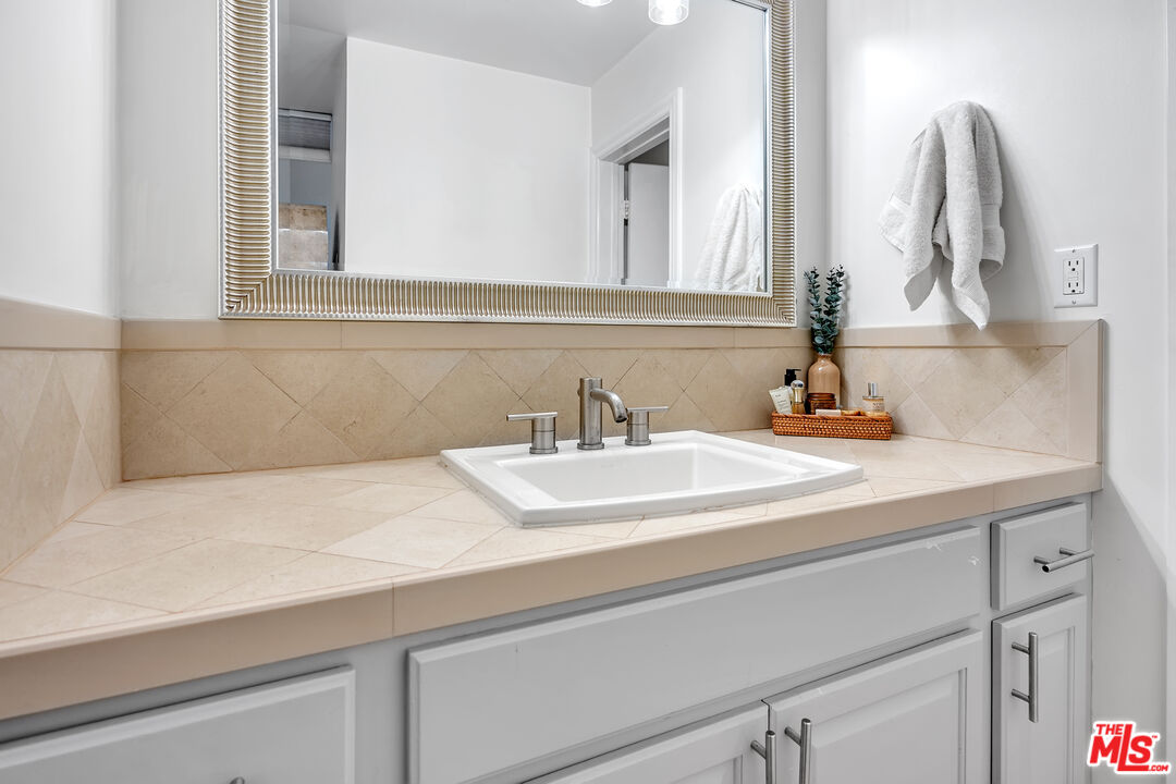 2721 2nd St Unit: 112