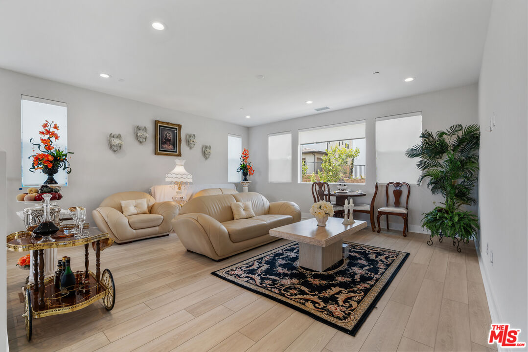 48 Primrose Ct