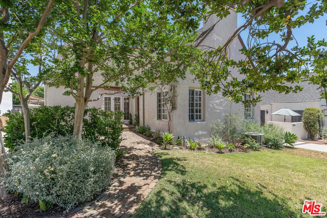 2310 Santa Anita Ave