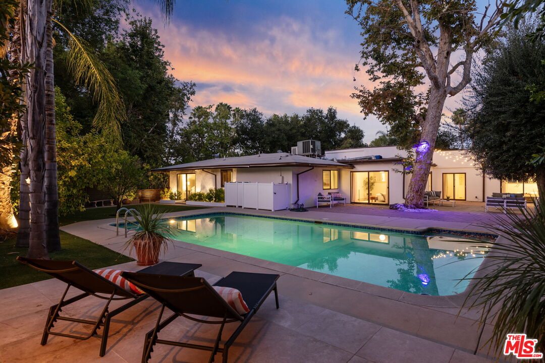 4745 Caritina Dr