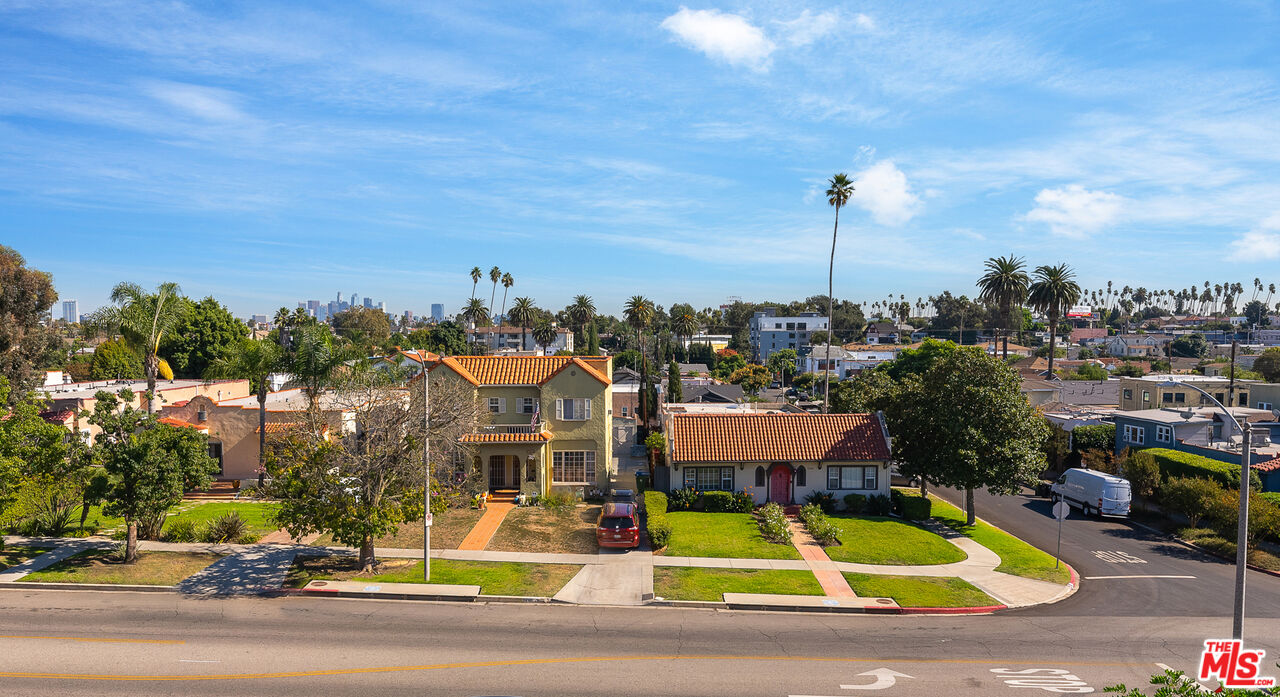 1253 S Rimpau Blvd