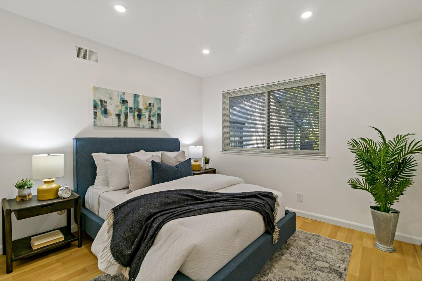777 San Antonio Road Unit: 68