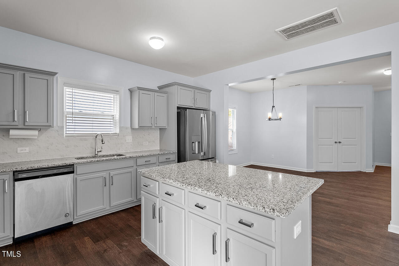 147 Pineapple Place