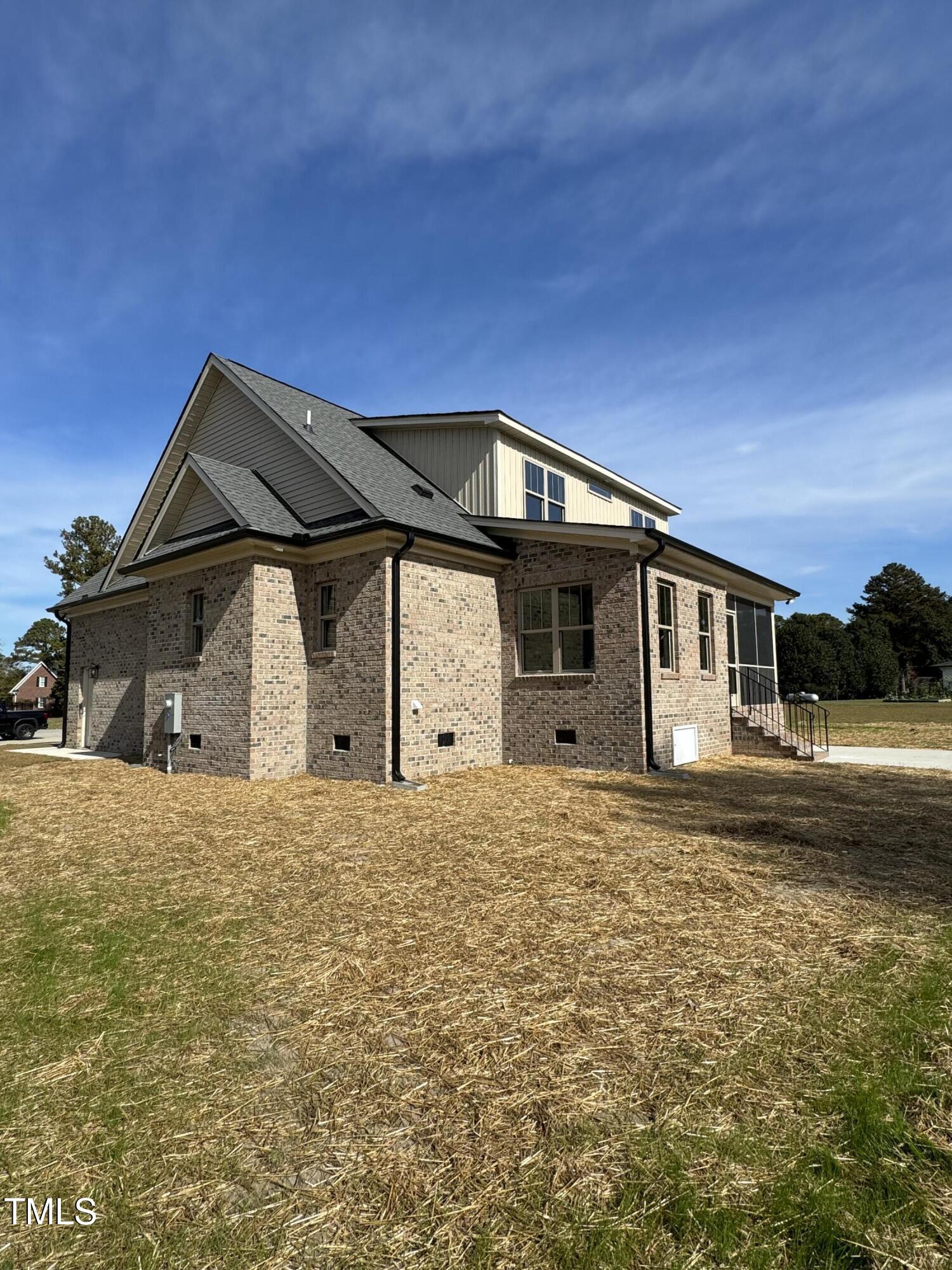 106 Creech Circle