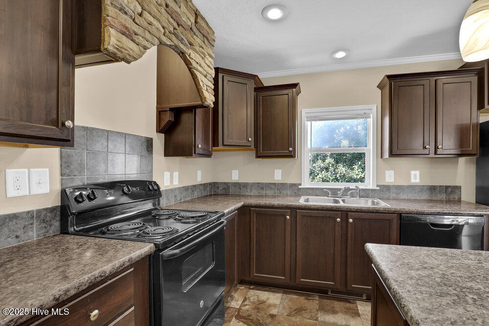 136 Cedar Hollow Lane