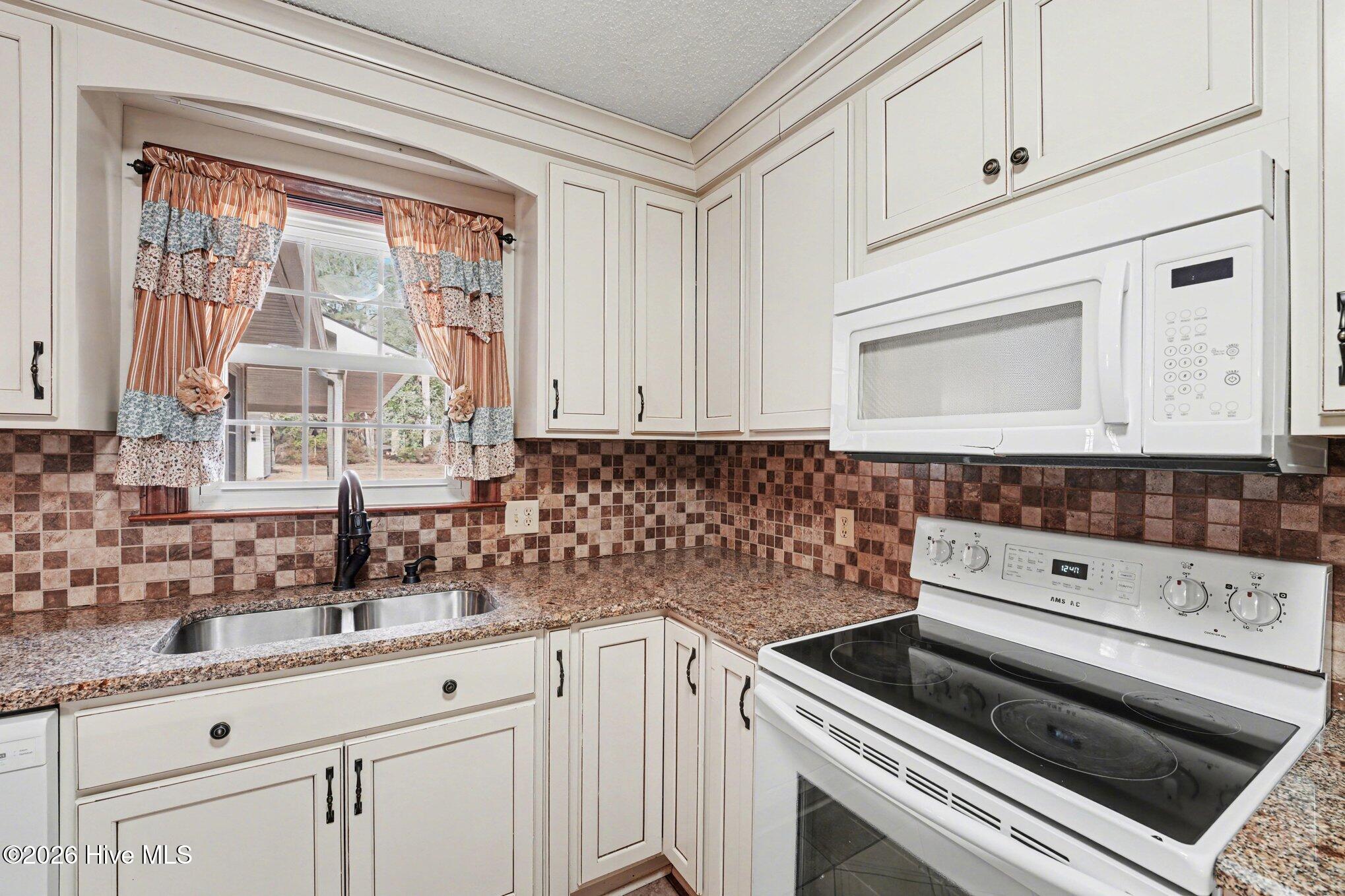 521 Greenridge Road
