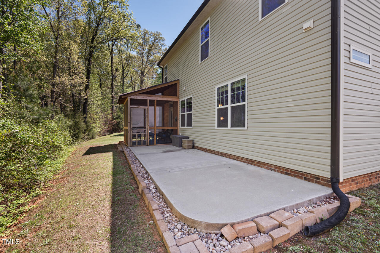 1211 Yellow Wood Drive