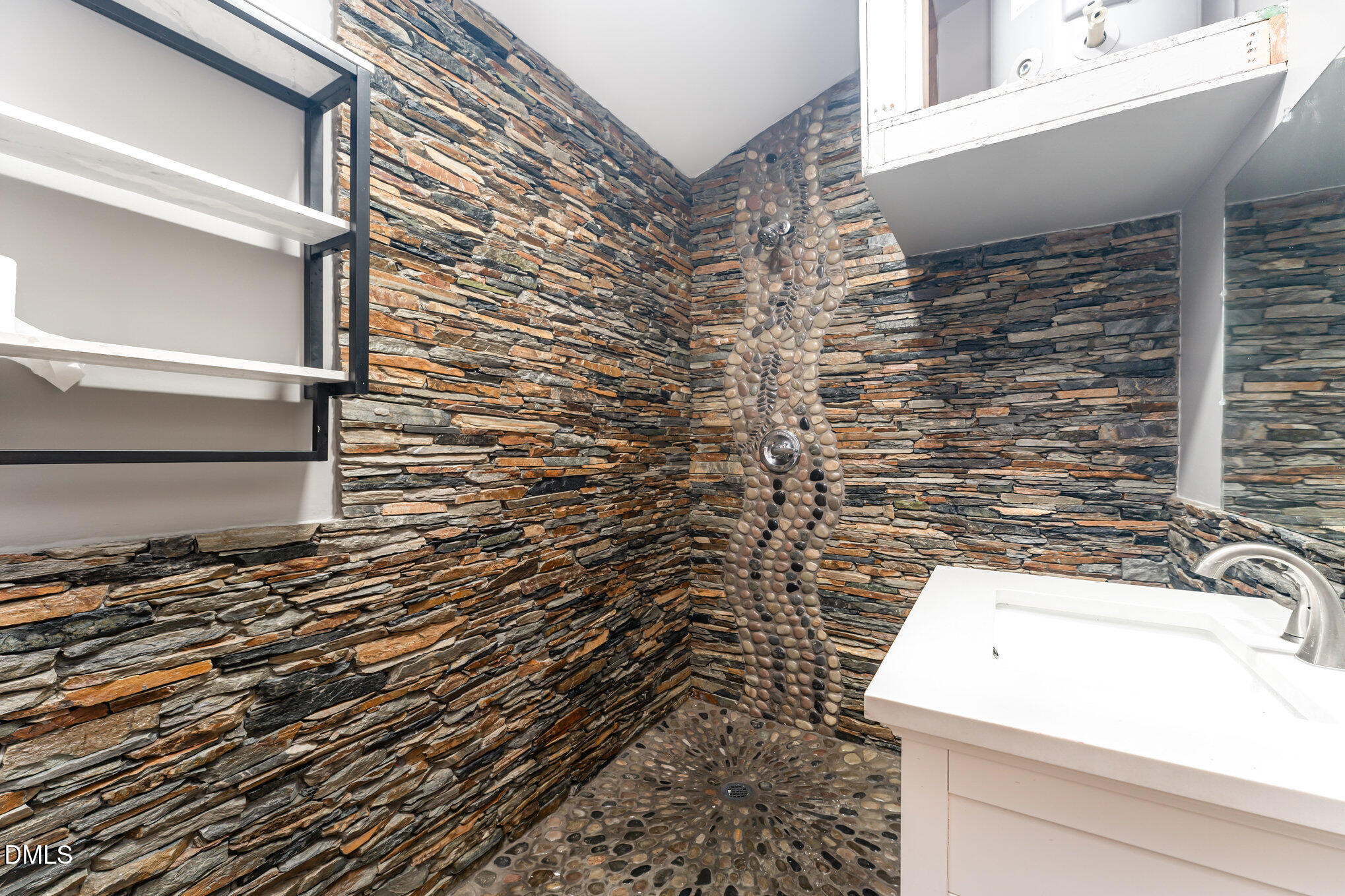 7810 Us Highway 301 S