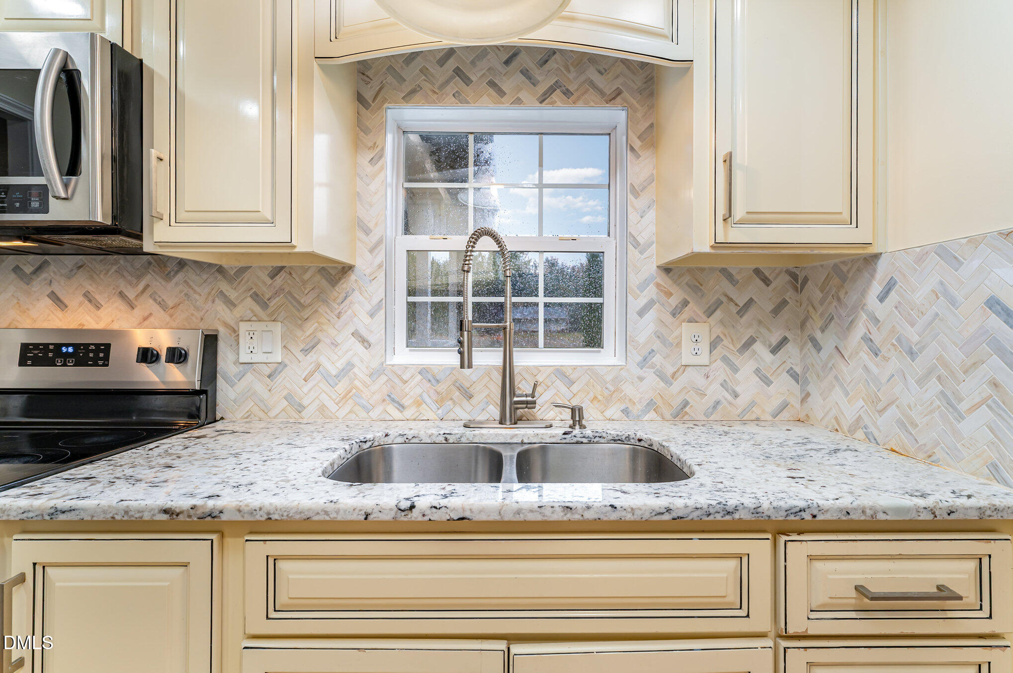 7810 Us Highway 301 S