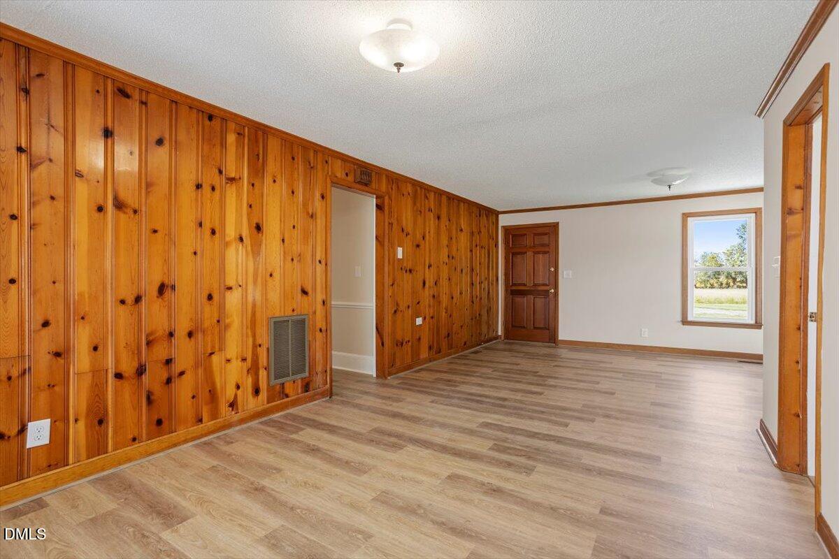 1273 Brinkley Road